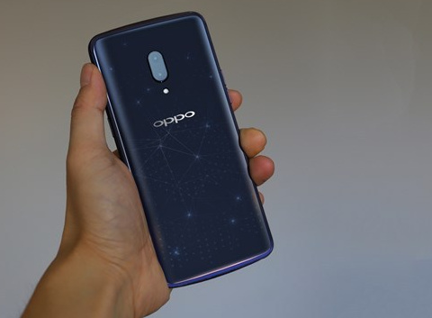 OPPO Find X手機(jī)渲染圖確認(rèn)！來自天際的設(shè)計之美